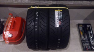 Z2☆ 235/40R17