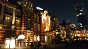 工事中の東京駅